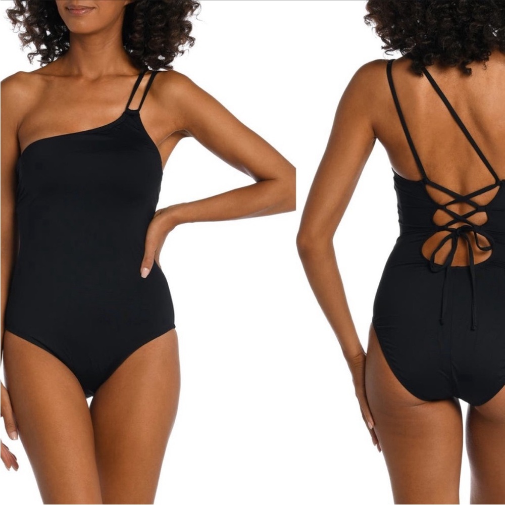 La Blanca goddess one shoulder, one piece swimming suit. Size 4.